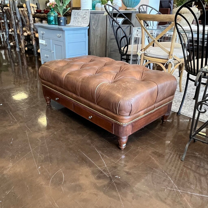 Tufted Ottoman w/ Storage