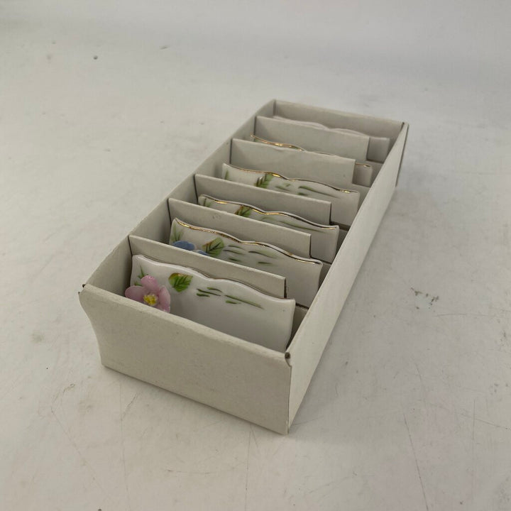 Set of 6 Porcelain Flower Placecards