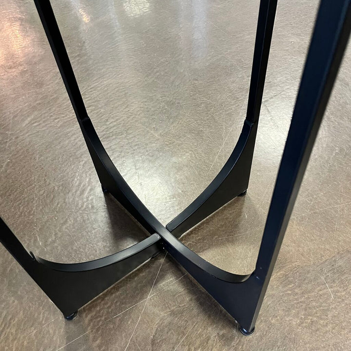 (BRAND NEW) End Table