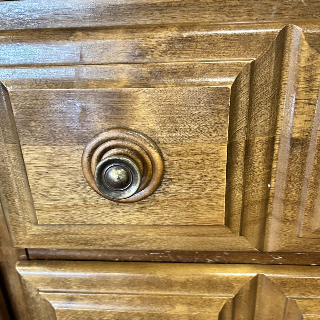Orig Price $1200 - Dresser w/ Mirror