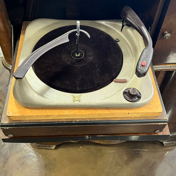 Vintage Radio/ Phonograph