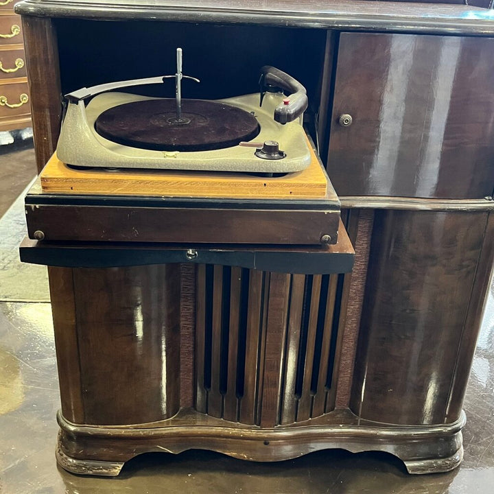 Vintage Radio/ Phonograph