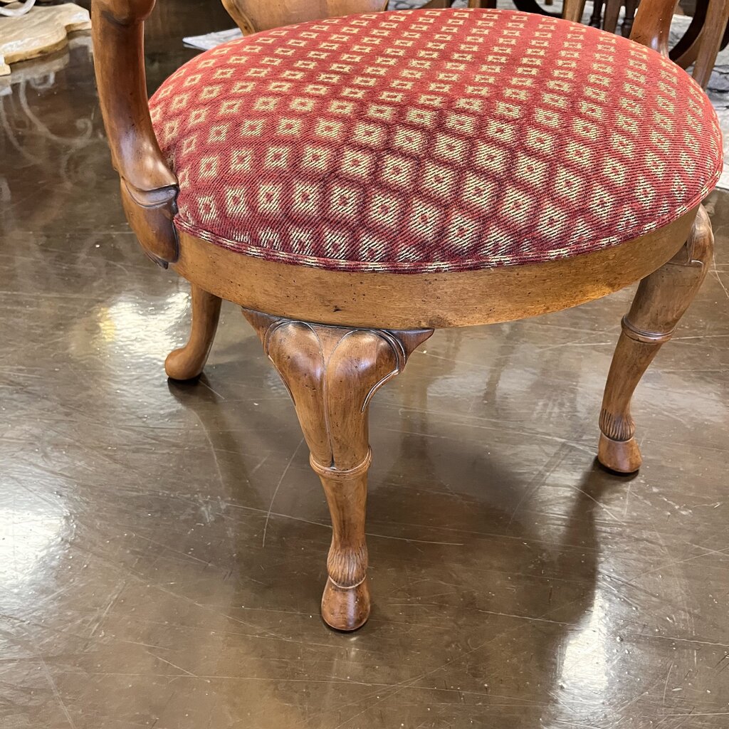 Orig Price $15000 - Drop leaf Table w/ 4 Chairs