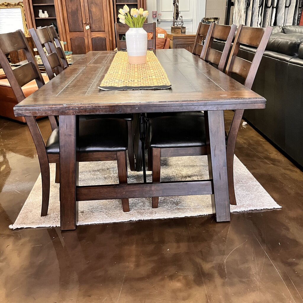 Dining Table w/ 8 Chairs