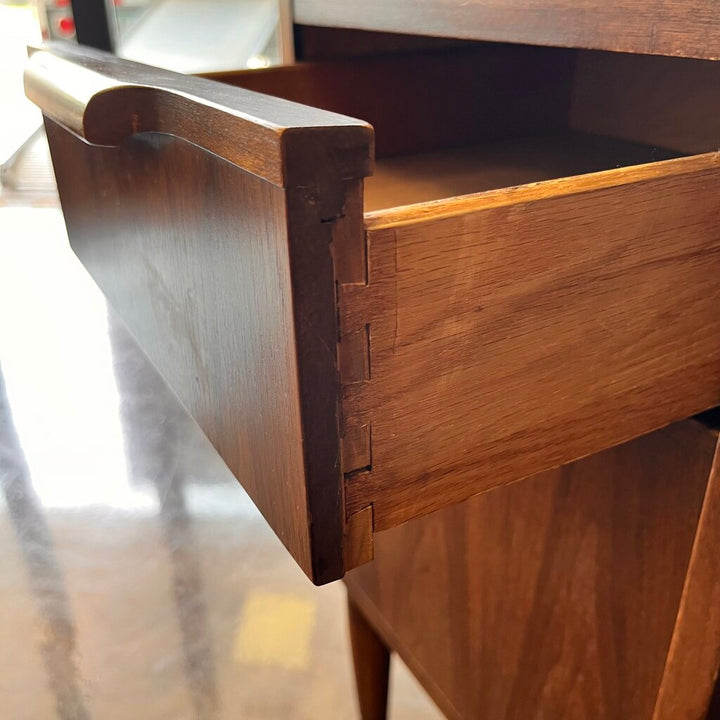 MCM Desk