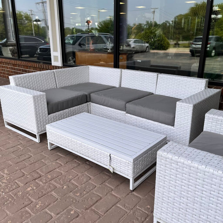 Orig Price $1500 - 6 Piece Patio Set