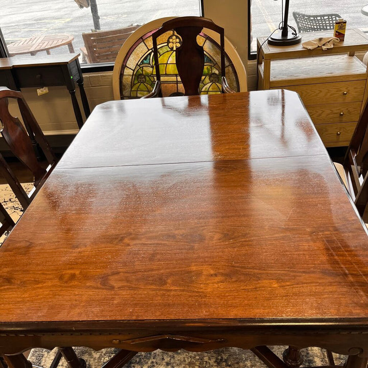 Vintage Dining Table w/ 6 Chairs