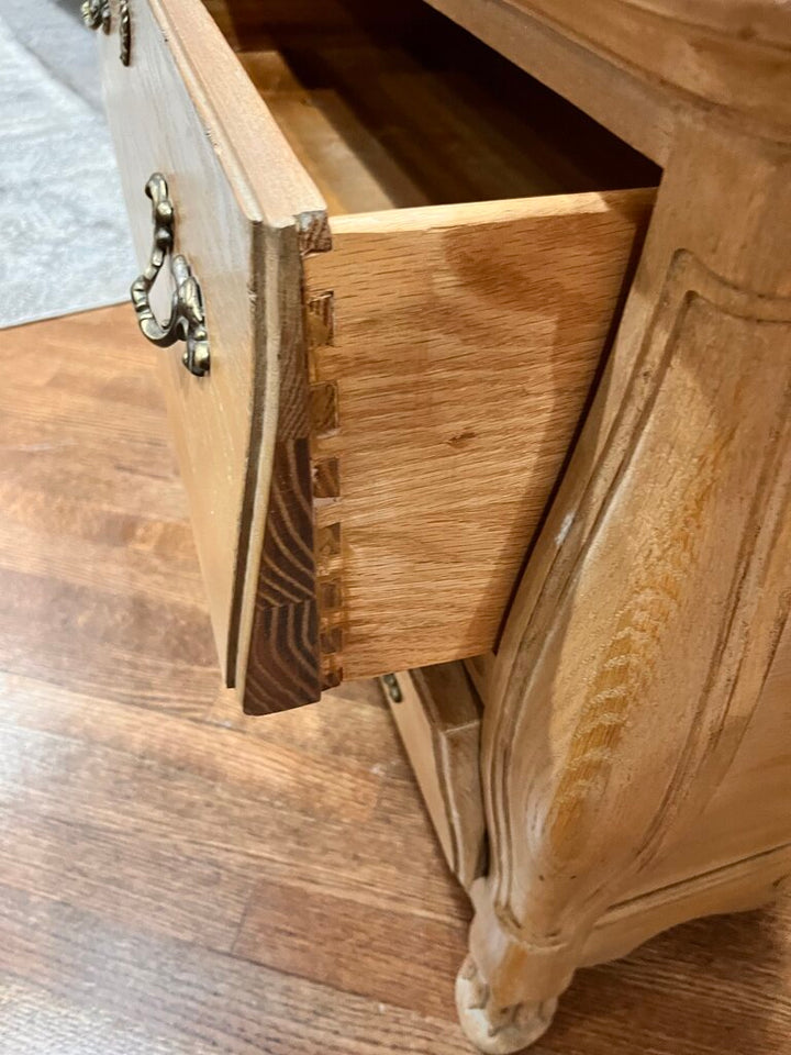 Night Stand w/ 2 Drawers