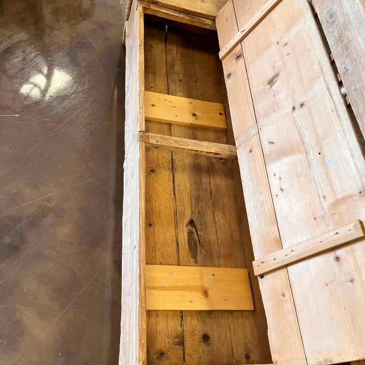 Settler's Bench w/ Storage