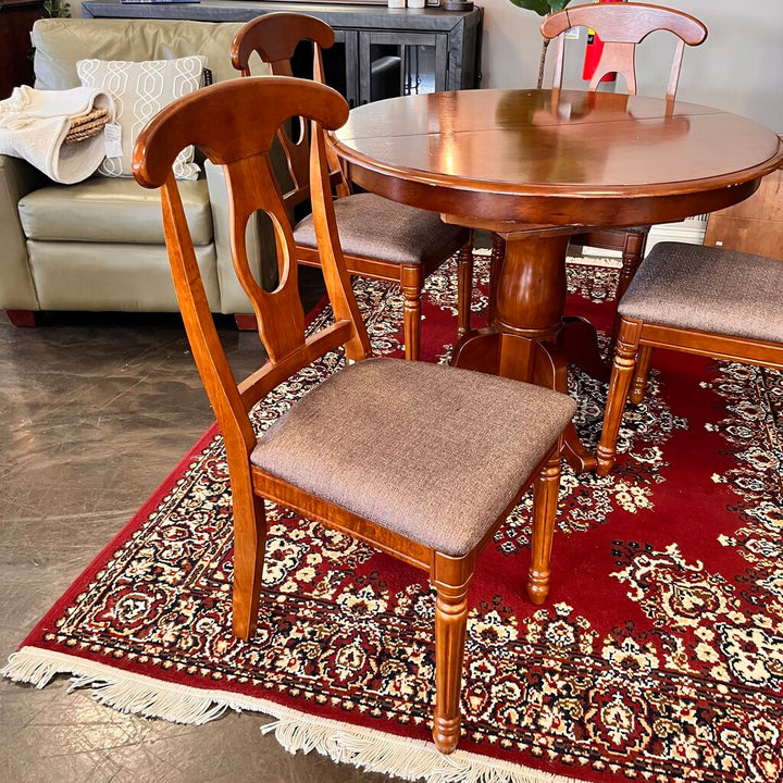Dining Table w/ 4 Chairs & Leaf