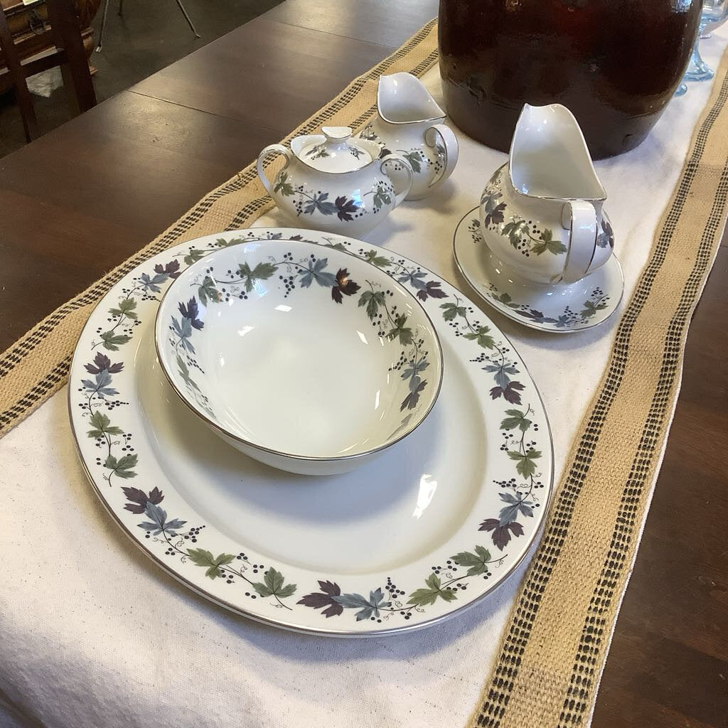 "Burgundy" 5 Pc. China Set Service for 10