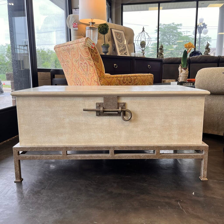 Cocktail Table w/ Storage