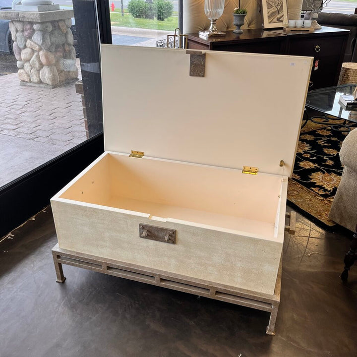 Cocktail Table w/ Storage