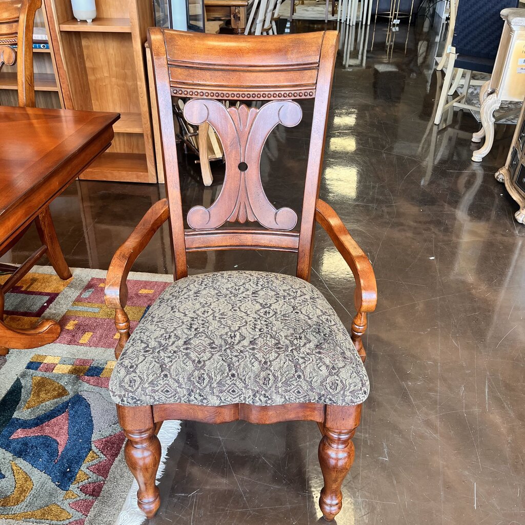 Dining Table w/ 6 Chairs, Leaf, & Pad