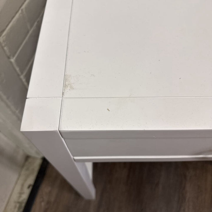 Lark 2-Drawer Desk