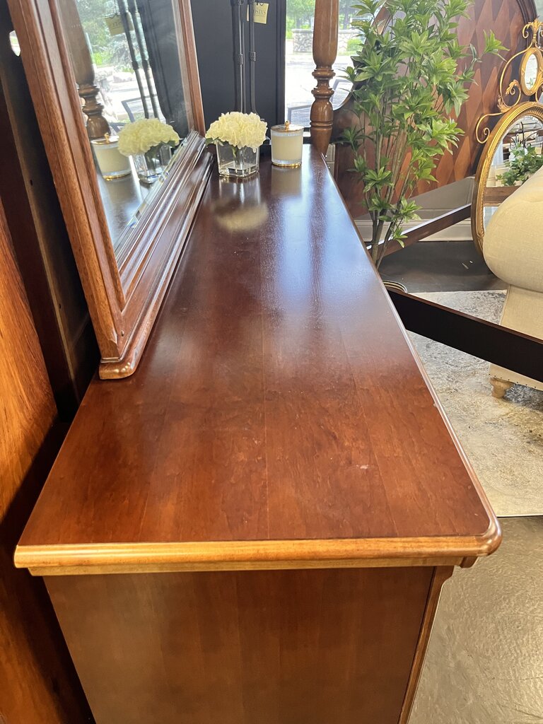 Orig Price $2000 - Dresser w/ Mirror