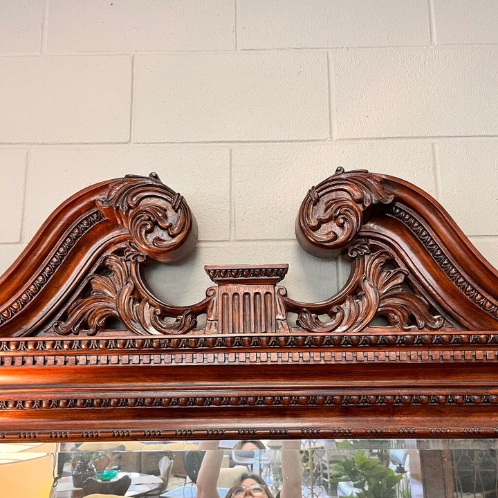 Dresser w/ Mirror