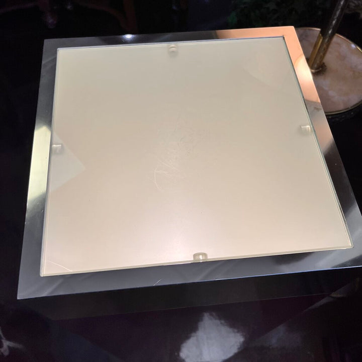 Pedestal w/ Light