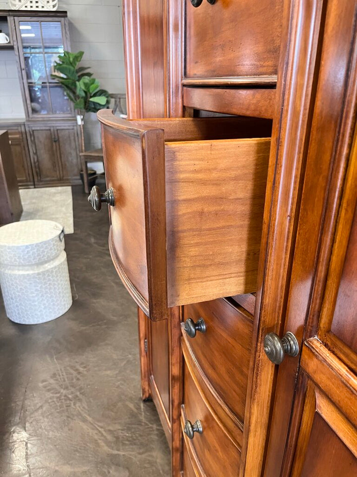 Armoire