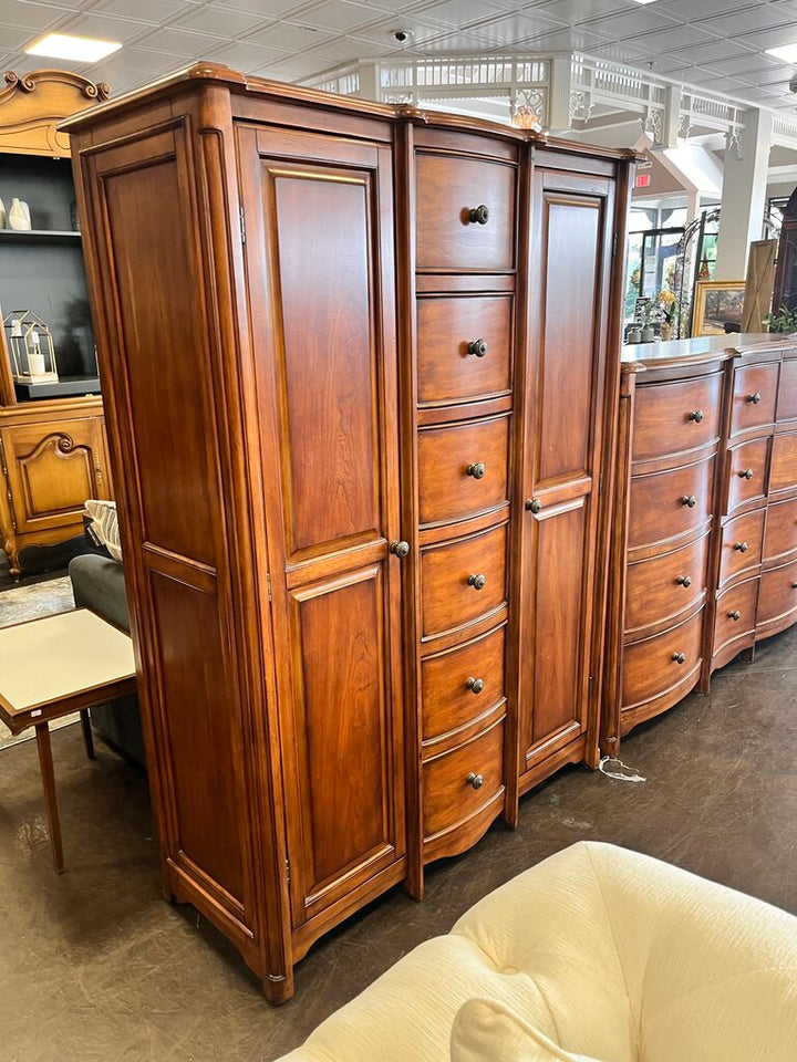 Armoire