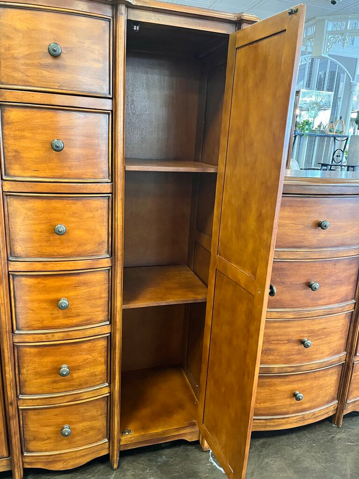 Armoire