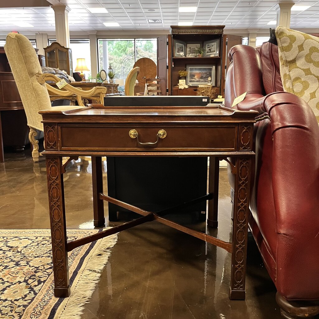Vintage Chinese Chippendale End table