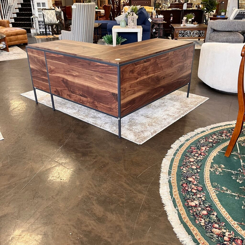 L Shaped Desk