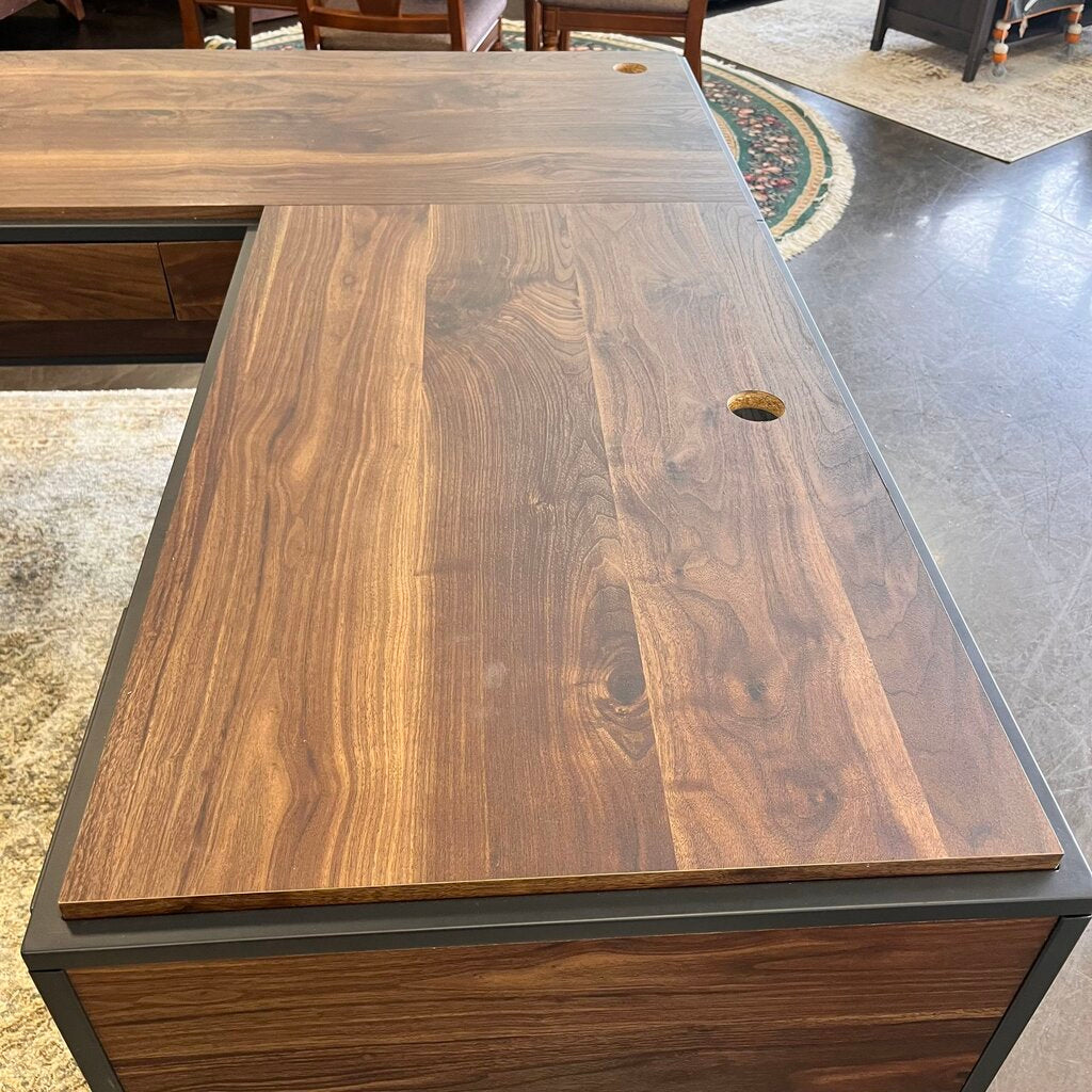 L Shaped Desk