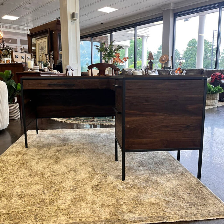 L Shaped Desk