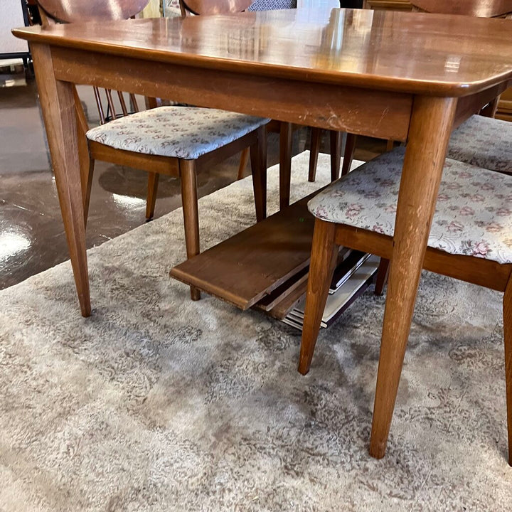 MCM Sculptra Dining Set w/ Pads & 3 Leaves