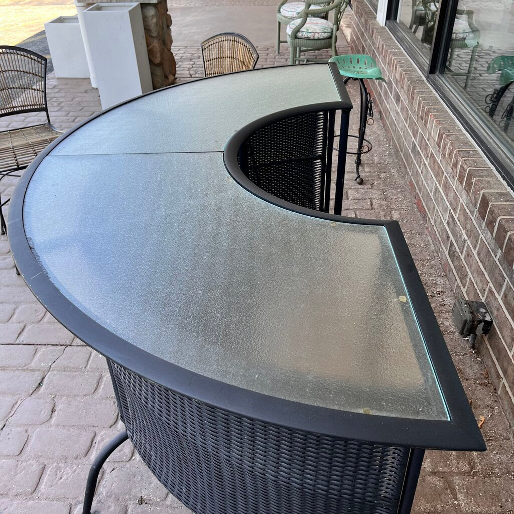 Outdoor Bar