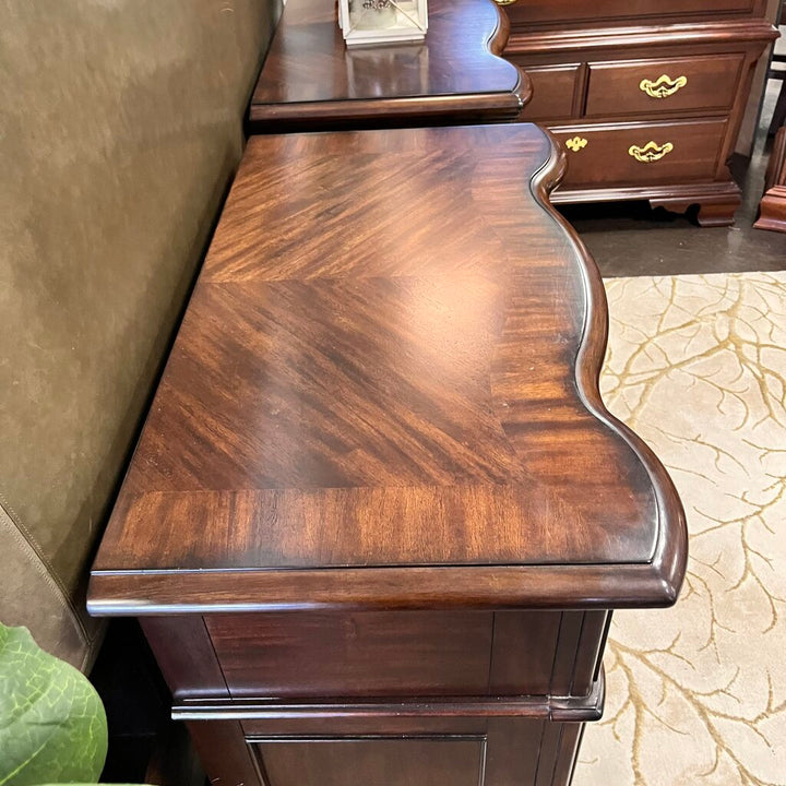 3 Drawer Night Stand