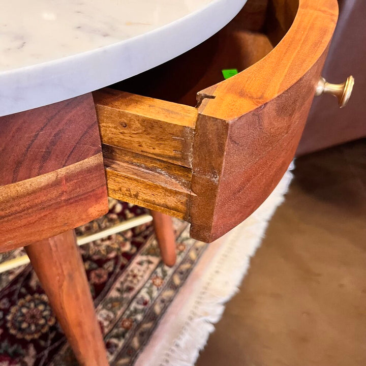 Orig Price $399 - End Table w/ Drawer