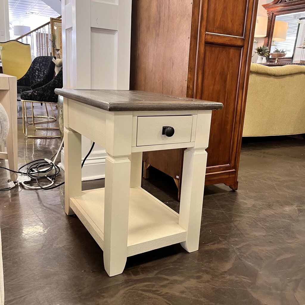 Orig Price $160 - End Table w/ Drawer