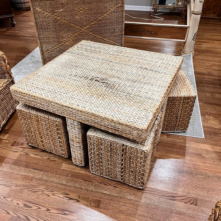 Rattan table w/ 4 Stools