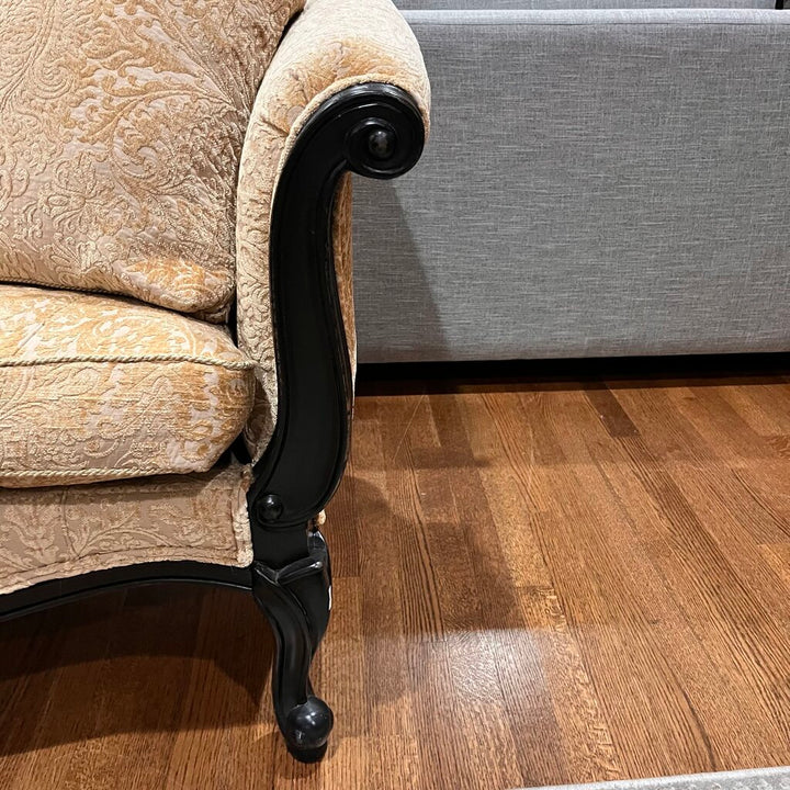 Evette Settee