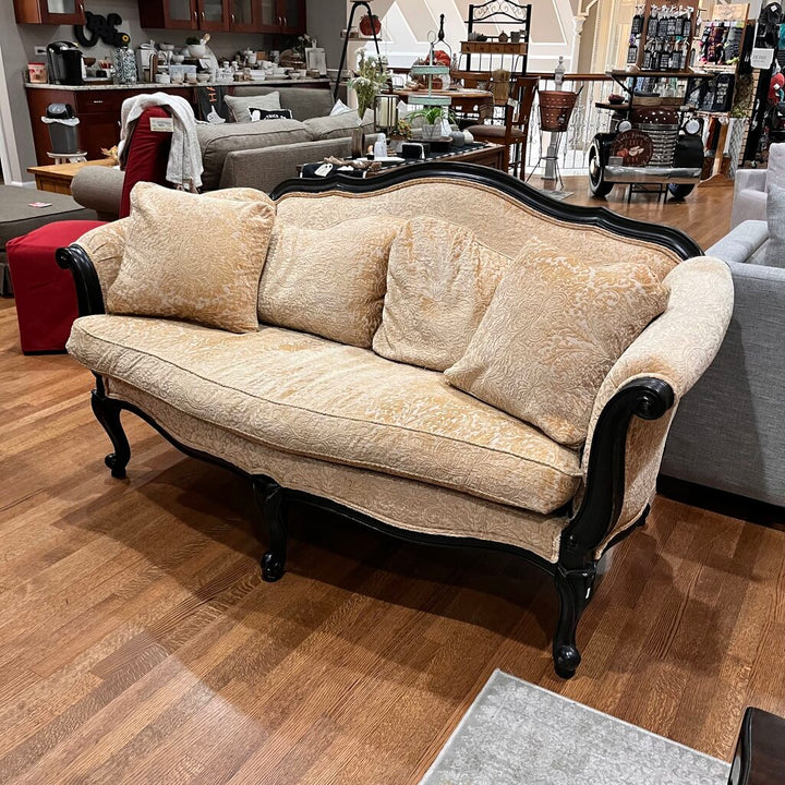 Evette Settee