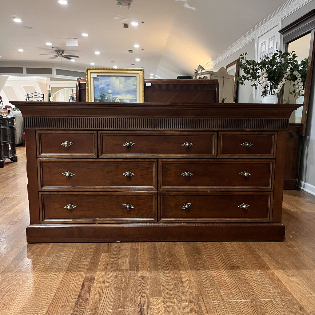 7 Drawer Dresser