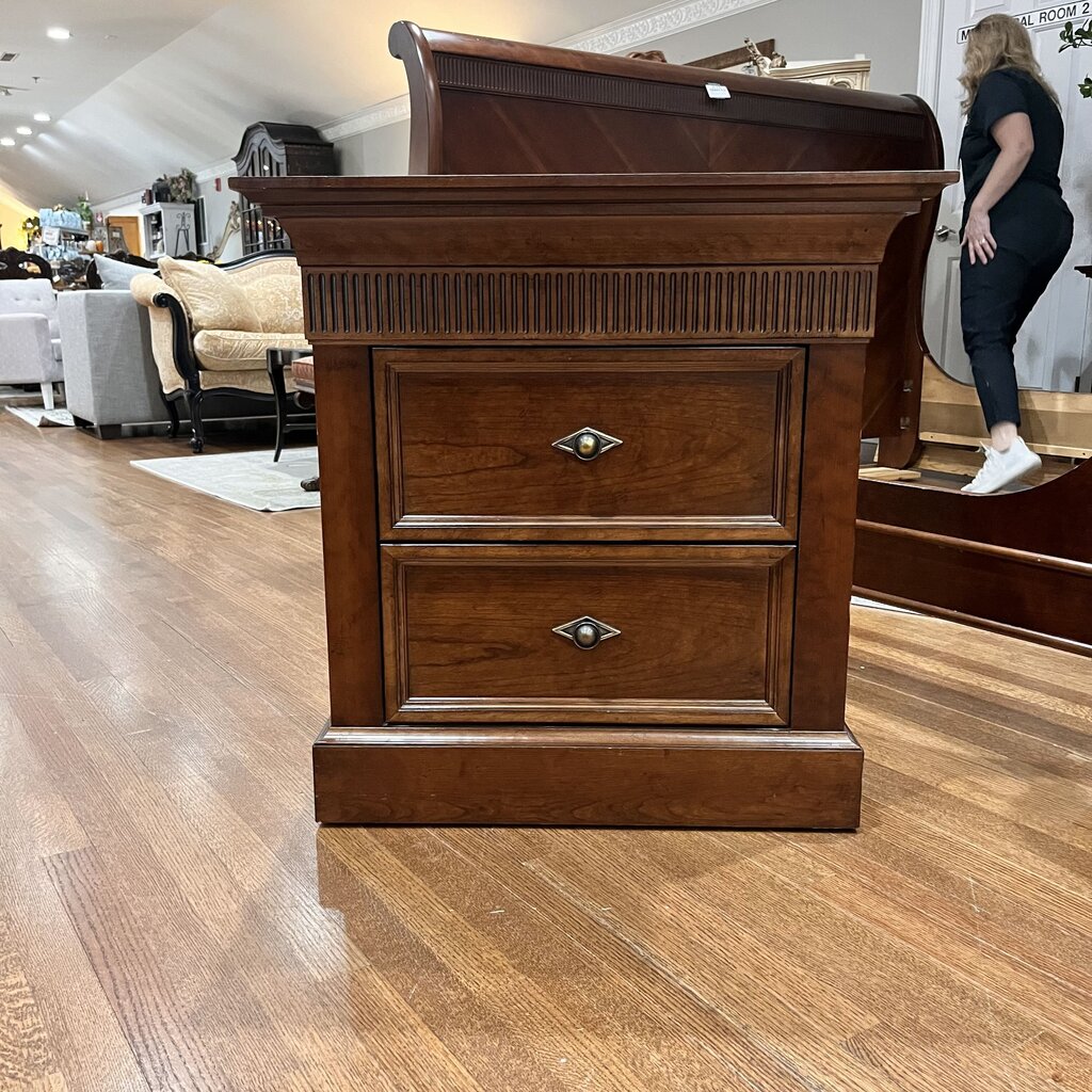 2 Drawer Night Stand
