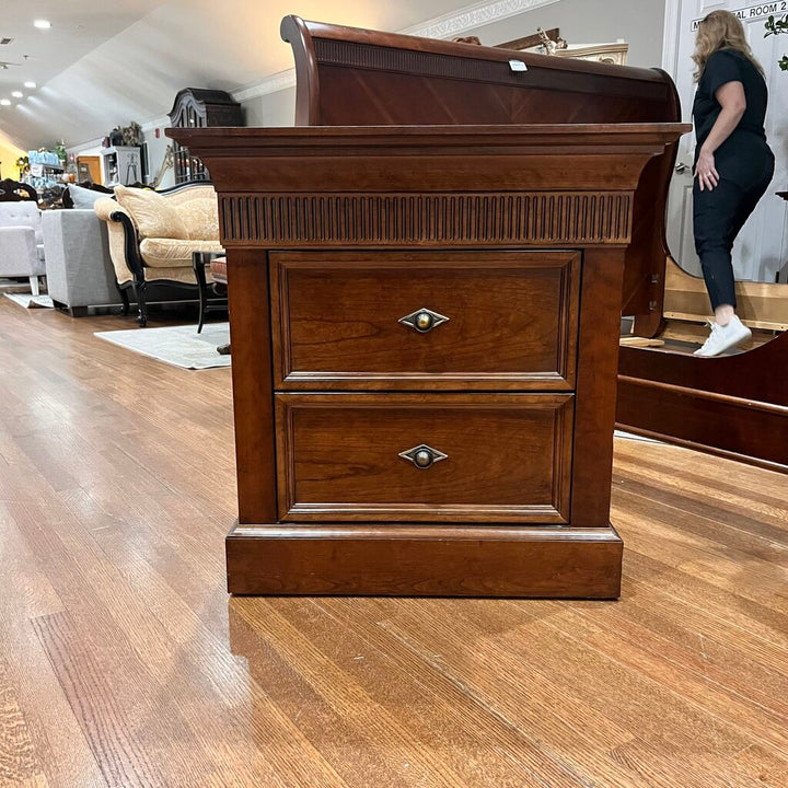 2 Drawer Night Stand