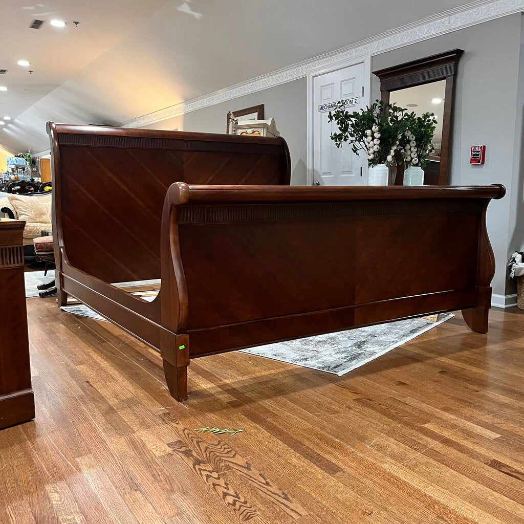 King Sleigh Bed