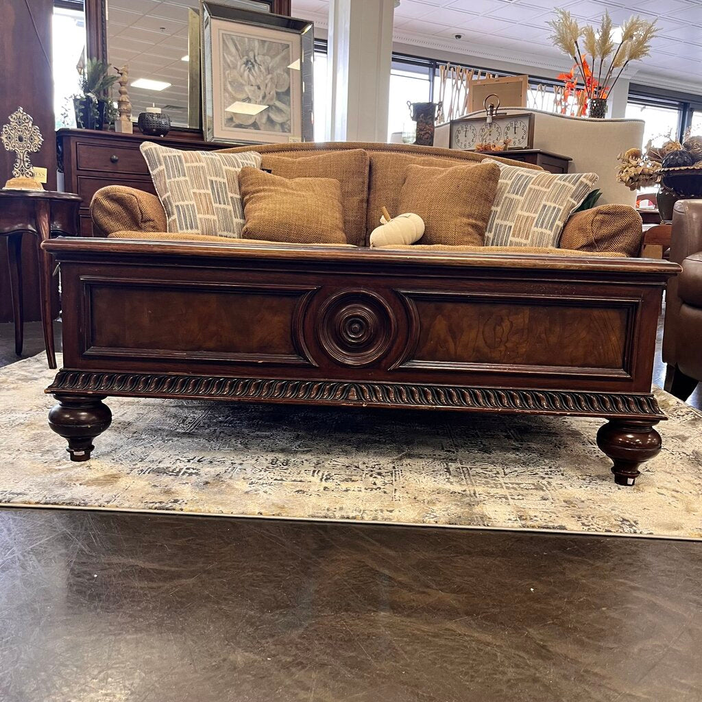 Cocktail Table w/ Storage
