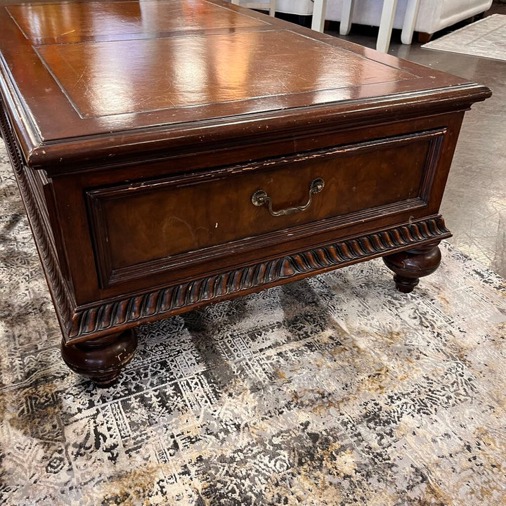 Cocktail Table w/ Storage