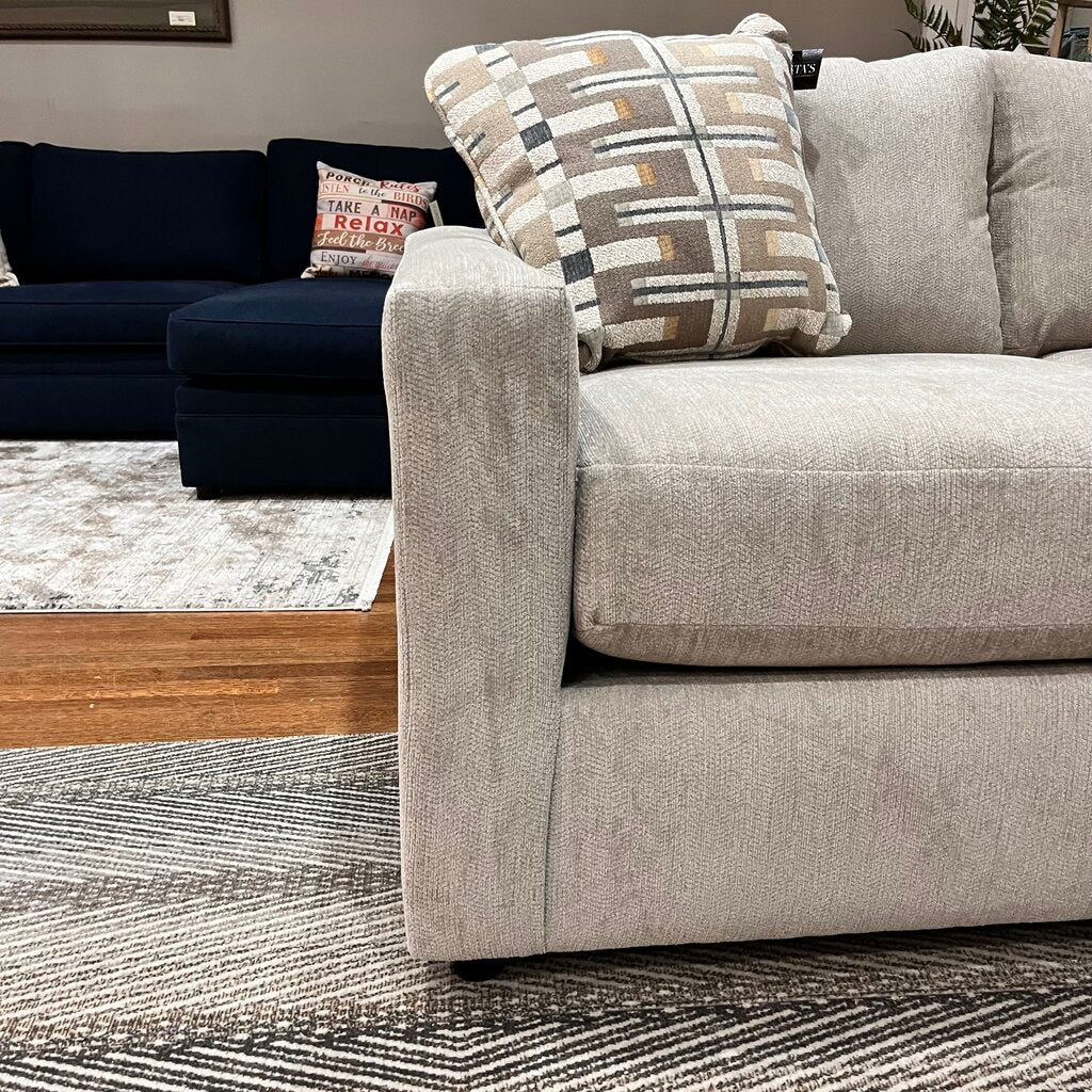(BRAND NEW) 6 Piece Sectional Sofa