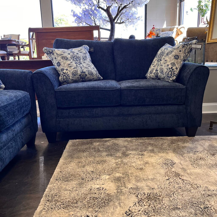 (BRAND NEW) Loveseat