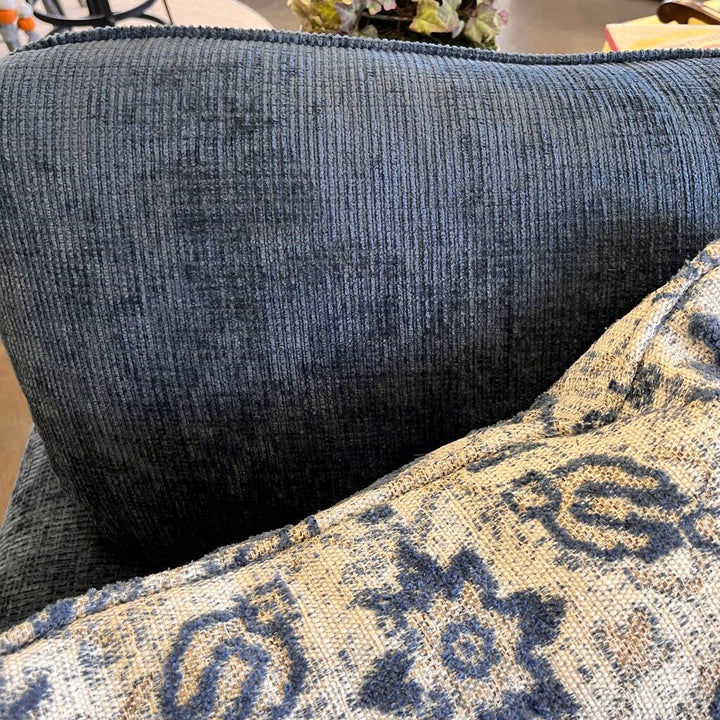 (BRAND NEW) Loveseat