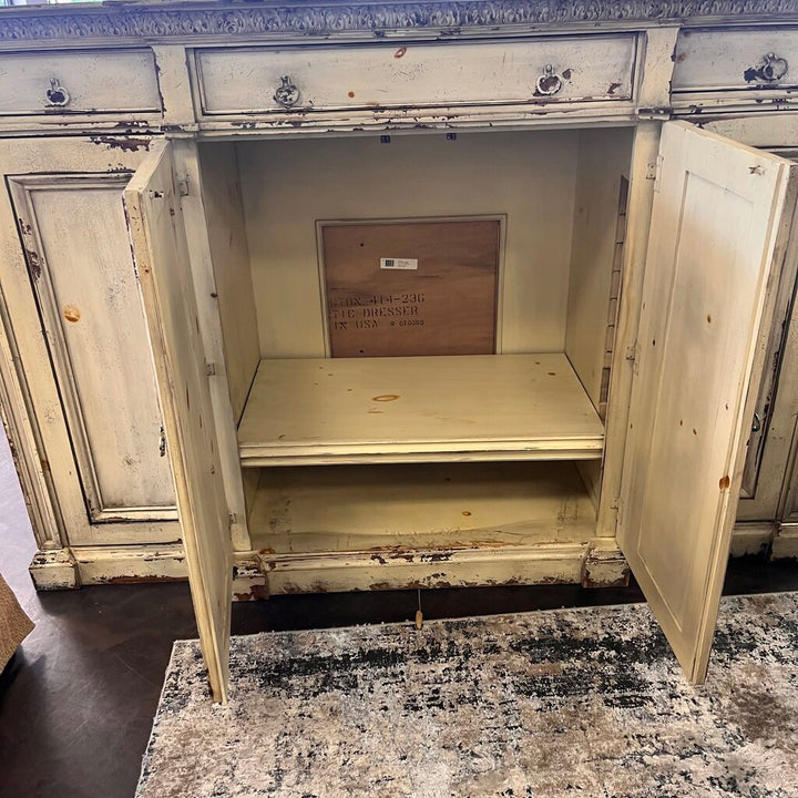 Distressed Console