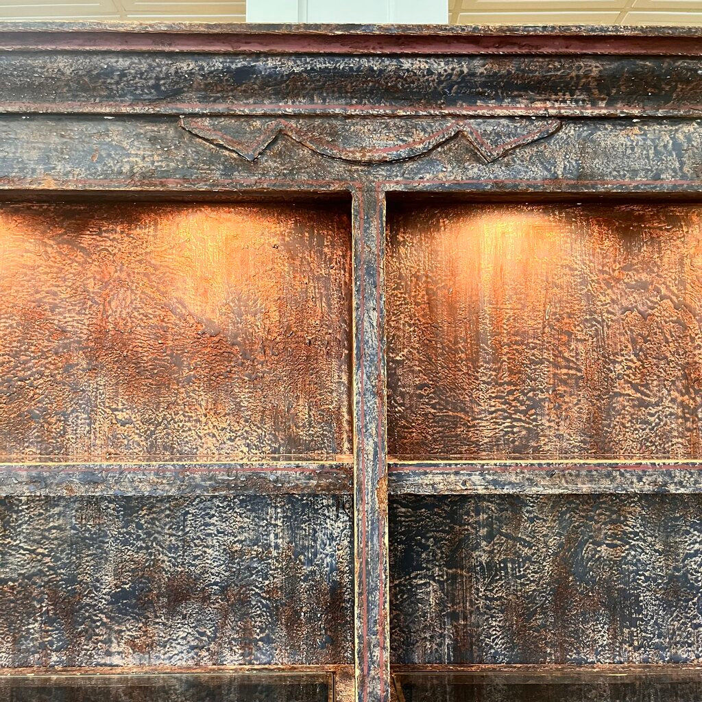 Display Hutch w/ Lights