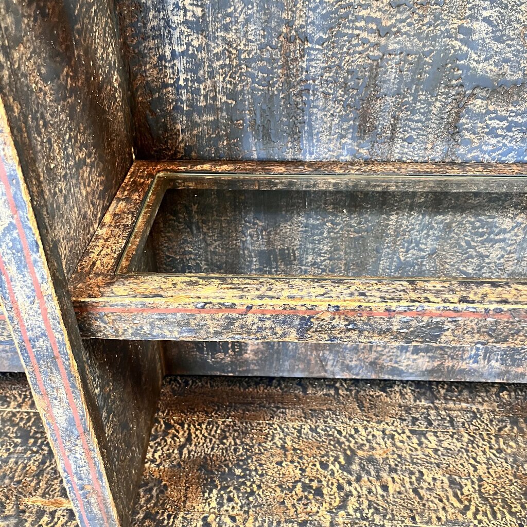 Display Hutch w/ Lights
