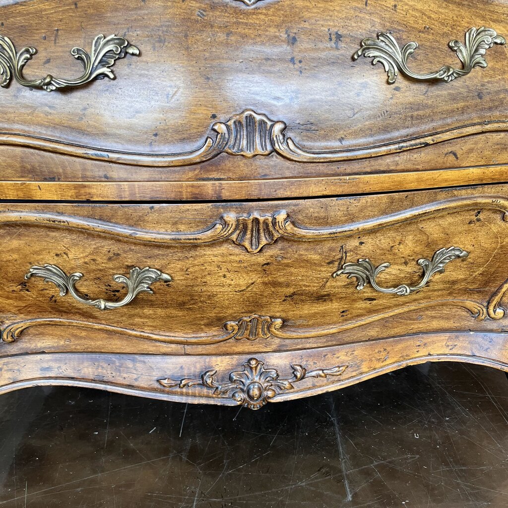 Bombay Chest